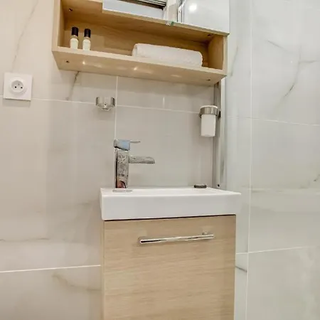 Apartamento Tiny Boutique In 11 París